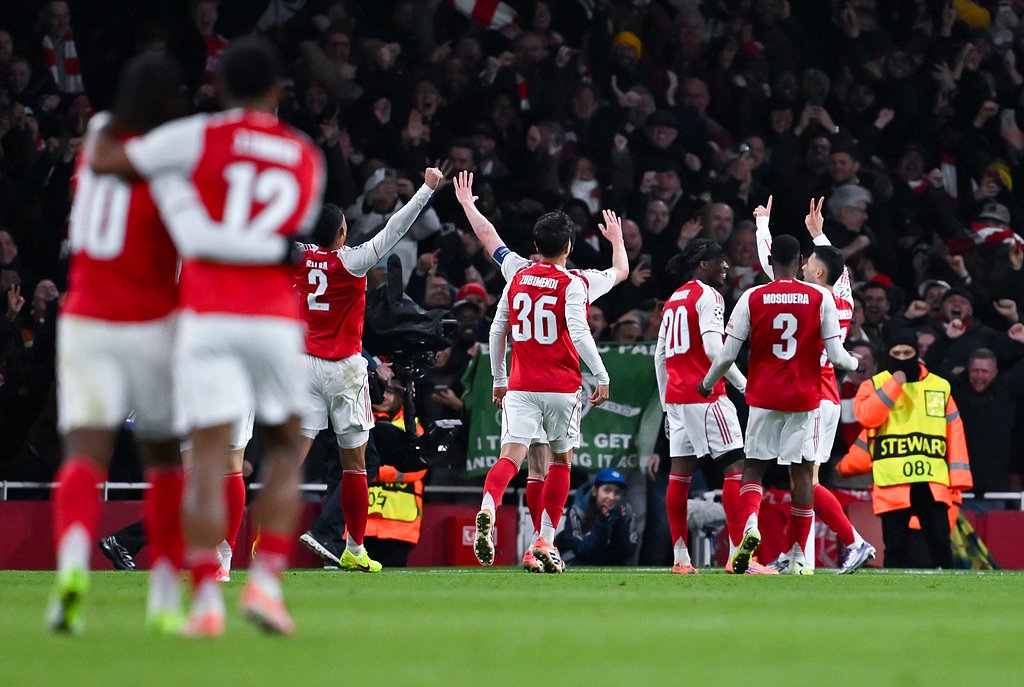 综合体育赛事评论 专家观点与球迷声音汇集