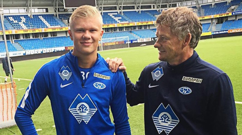 [德甲]迪亚斯加盟拜仁慕尼黑