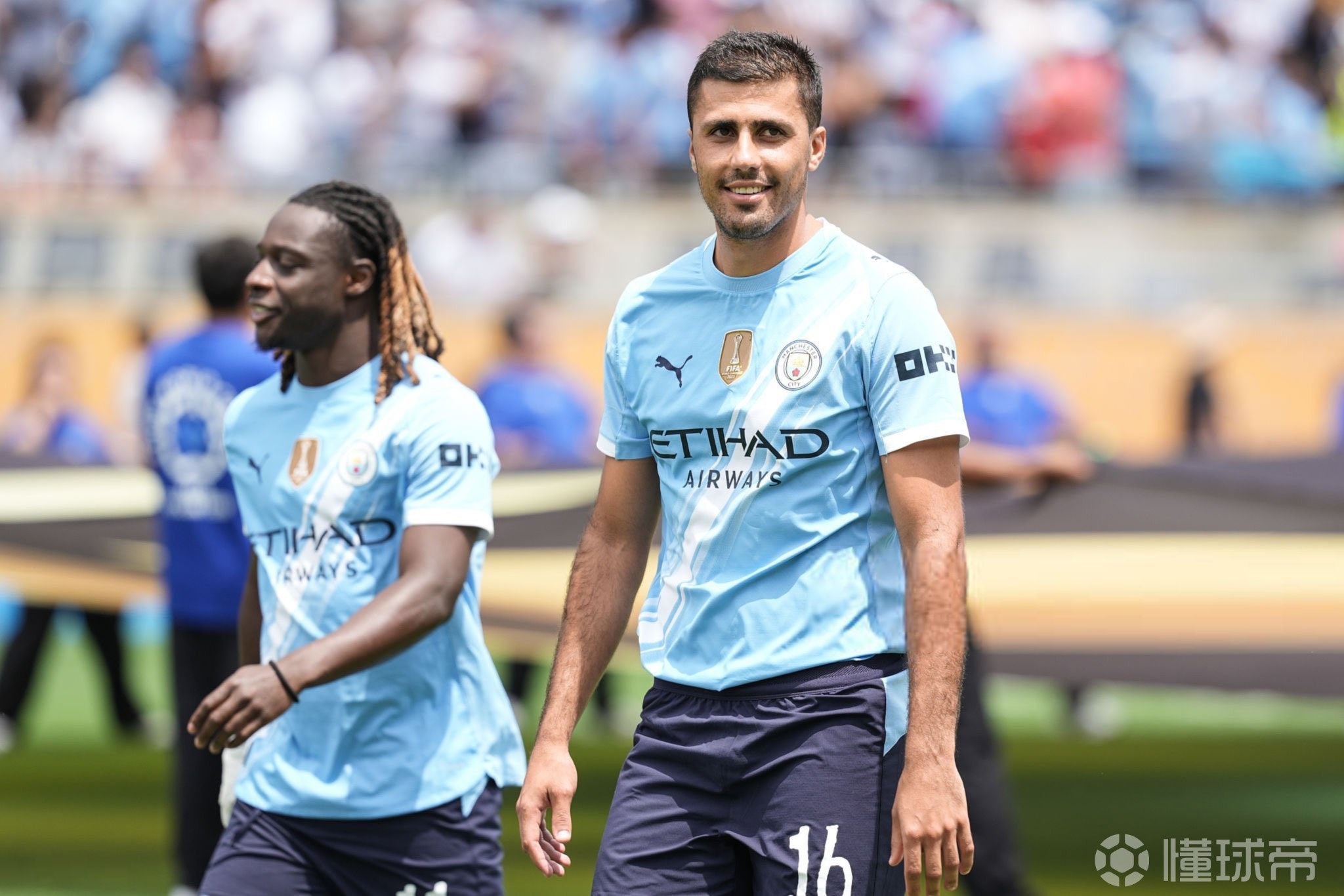 真奇怪！北京三大顶薪合砍12分，比32岁老将得分还少，怪得不4战3负