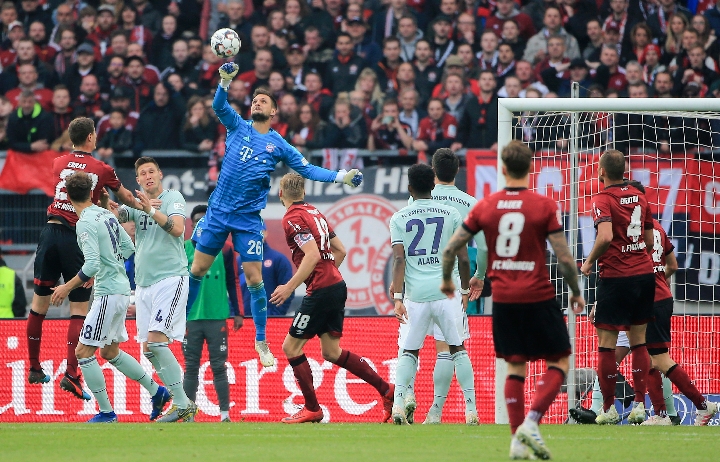 《剑侠世界》手游年度资料片今日上线！新区新门派新副本齐亮相！