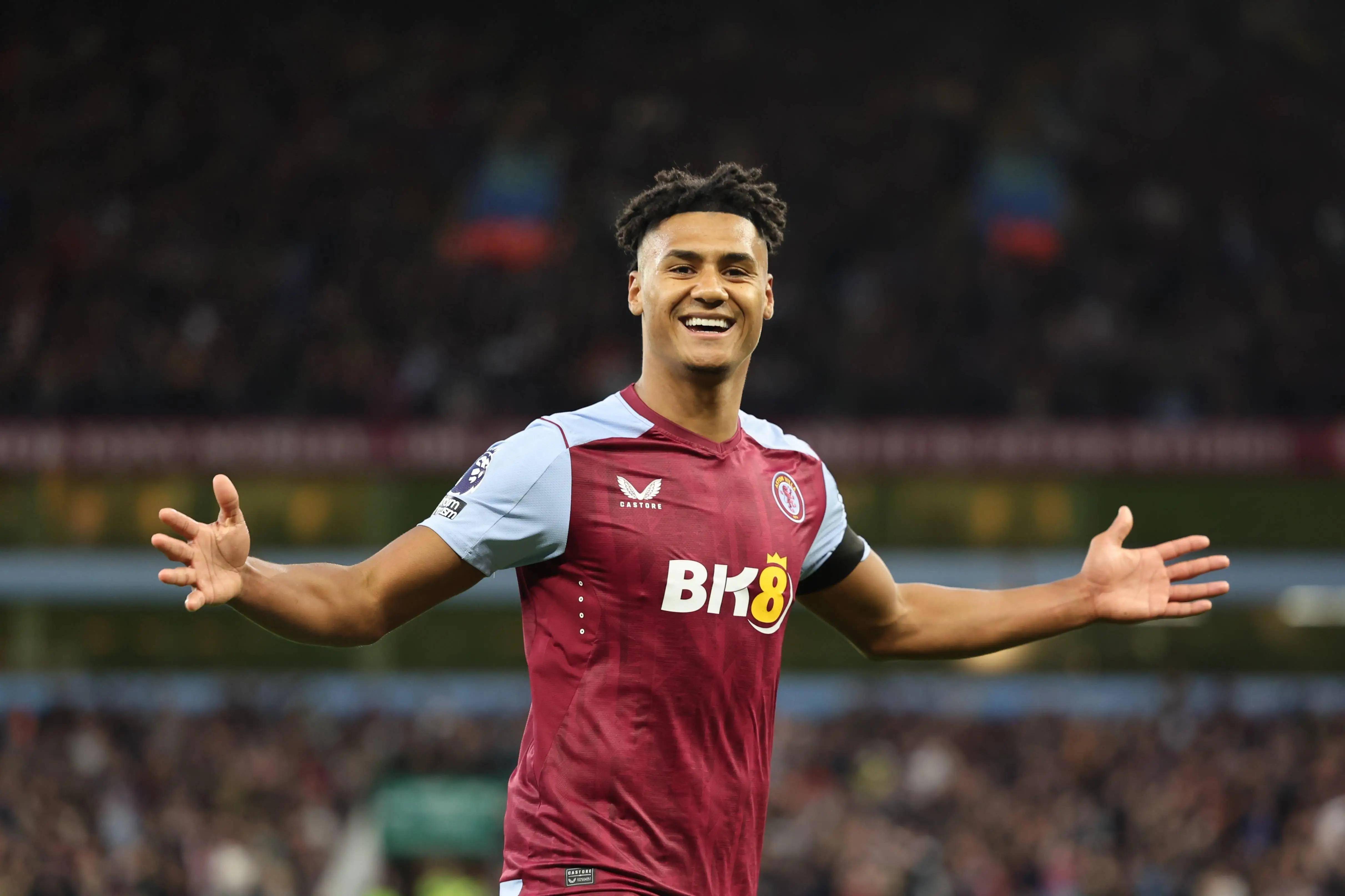 羽毛球：国羽全队备战全英赛