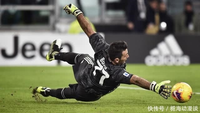 [中超]上海海港夺得2025赛季中超冠军