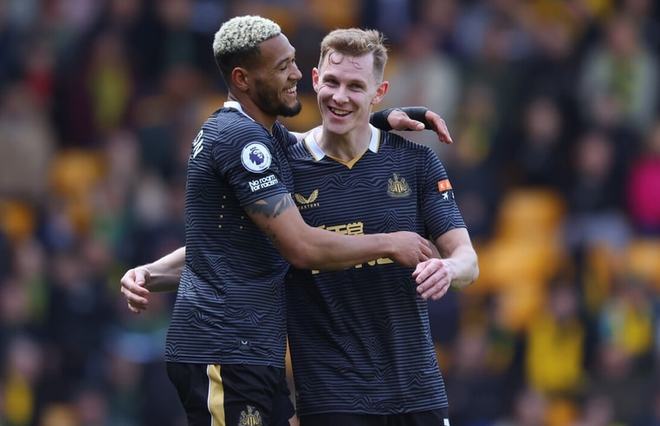 《生化危机9》新预告有惊人细节：里昂疑似感染病毒！