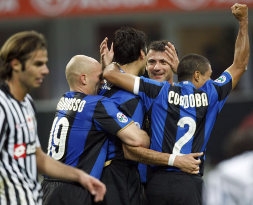 技嘉公布全新RTX 5090显卡：外观酷似煤气灶台！