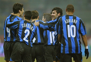 马来西亚羽毛球公开赛：中国男单女双剩“独苗” 男双全部出局