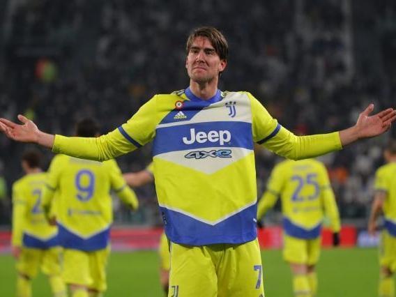 狠，亚历山大末节投中扳平比分的球拖入加时，帮雷霆队战胜爵士队